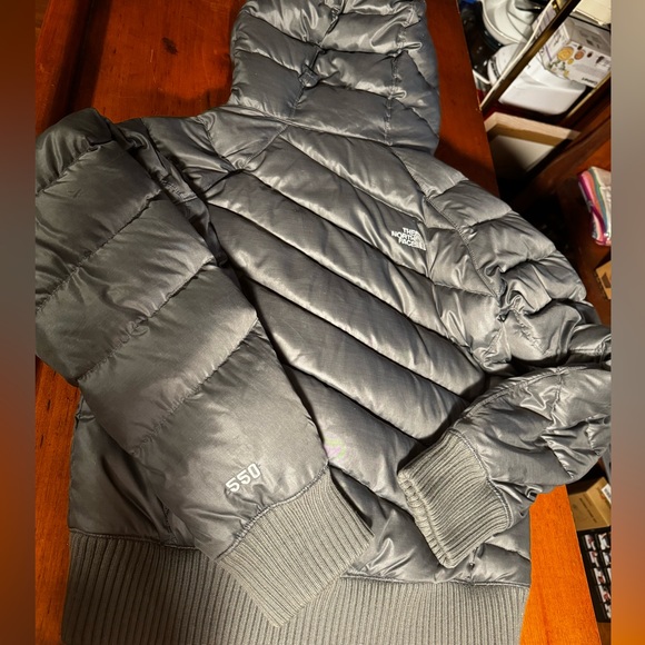 North face winter coat - Picture 4 of 4